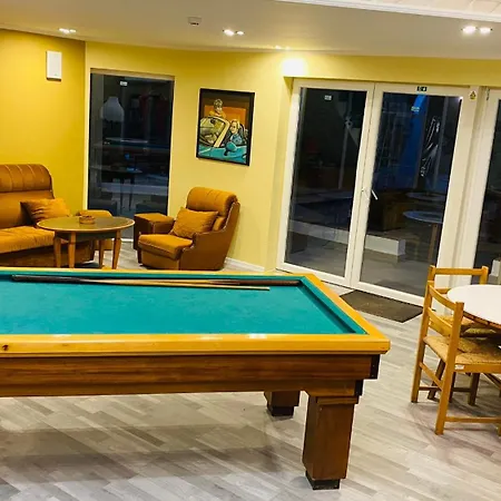 Horizont-idezo Parkmotel Орфю